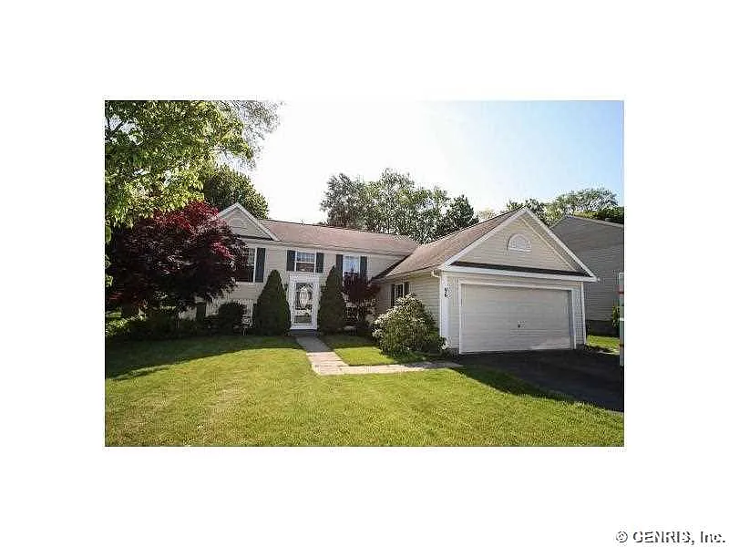 96 Boyd Dr photo 1