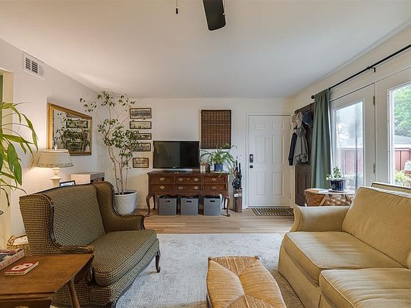 4th image of 3003 River Oaks Dr APT 120