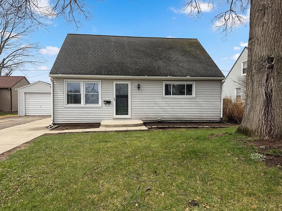 1st image of 413 Sherwood Dr W