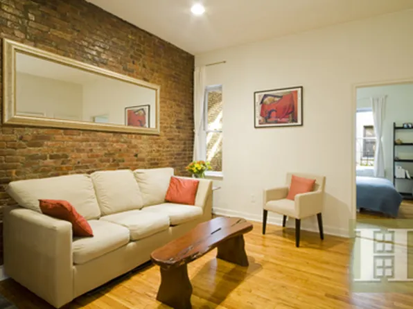 229 West 16th Street image 1 of 4