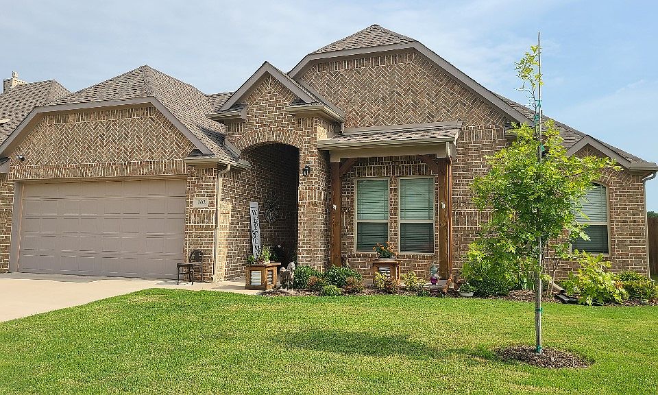 1st image of 102 Prairie Meadow Ln