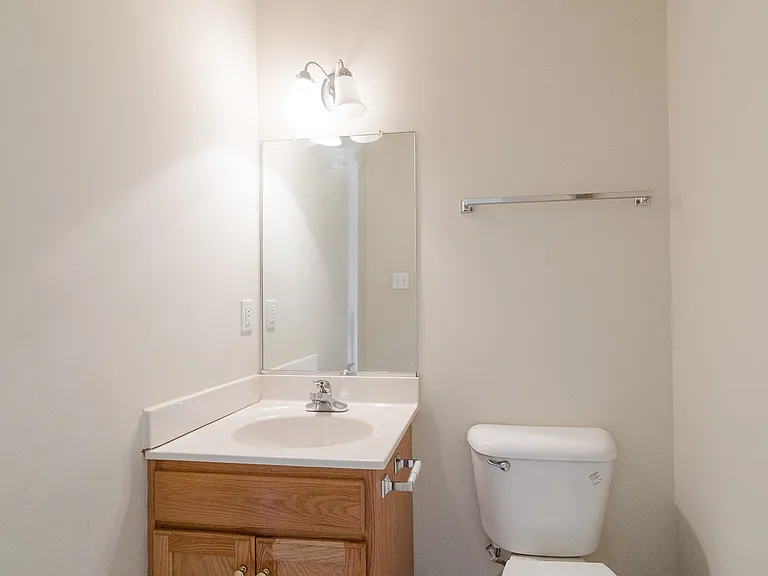 2916 Greenway Ave — Photo 15