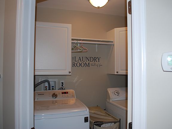 2nd fl laundry
