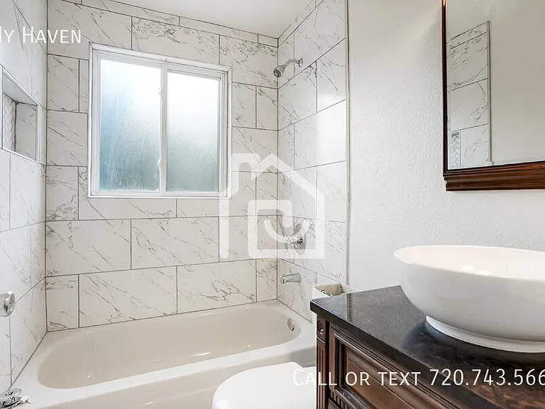 785 Quebec St — Photo 11