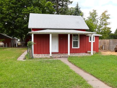 305 W 2nd St, Plains, MT, 59859