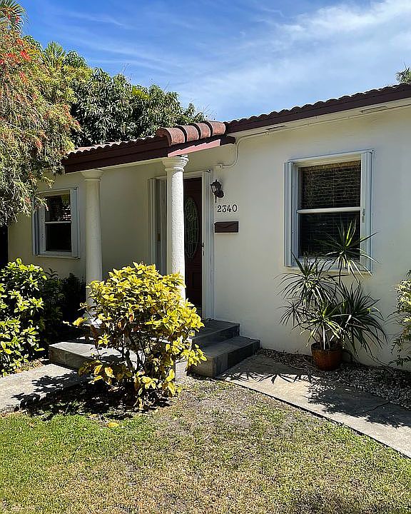 1st image of 2340 Tequesta Ln