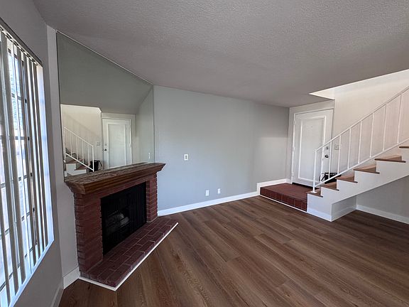 3rd image of 5735 Hazeltine Ave APT 5