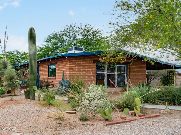 1201 N Del Valle Pl, Tucson, AZ 85712