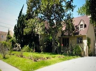 10861 Rochester Ave, Los Angeles, CA 90024