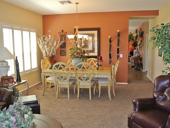 3rd image of 652 W Tanner Robert Pl