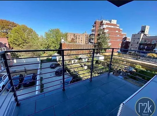 Rented by Realty 2000 Corp | media 12