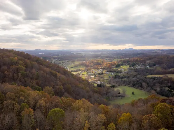 544 Ethel Beard Rd, Blountville, TN 37617