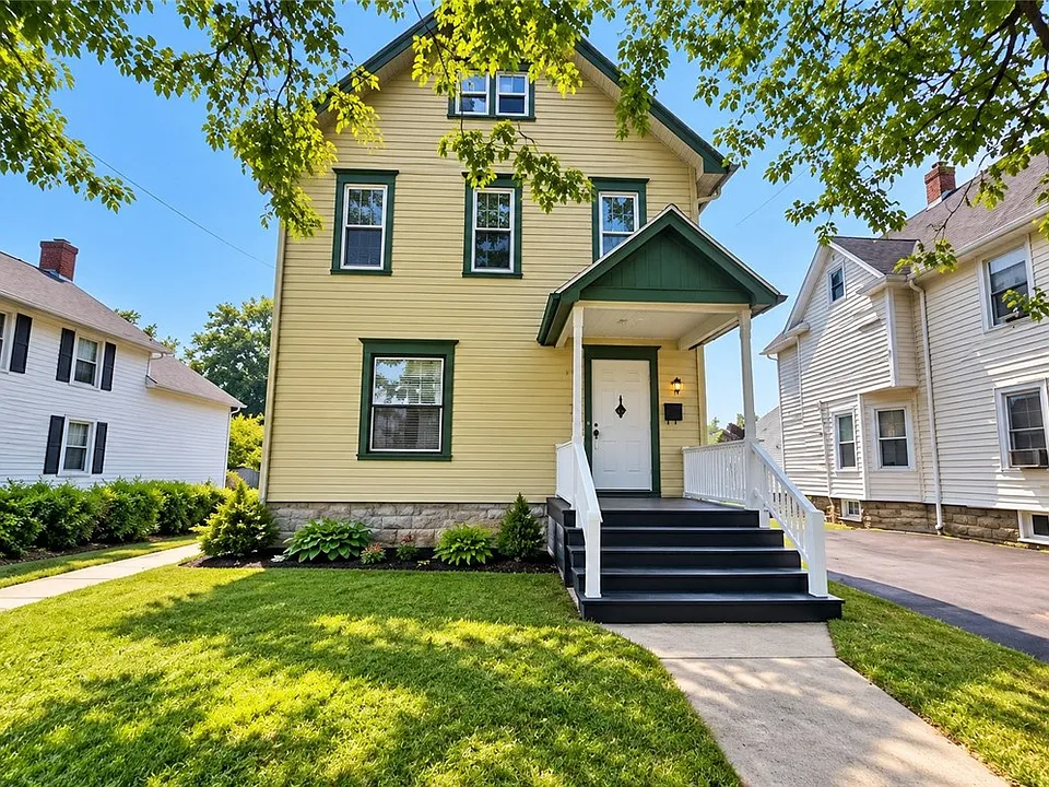 255 W North St #LOWER