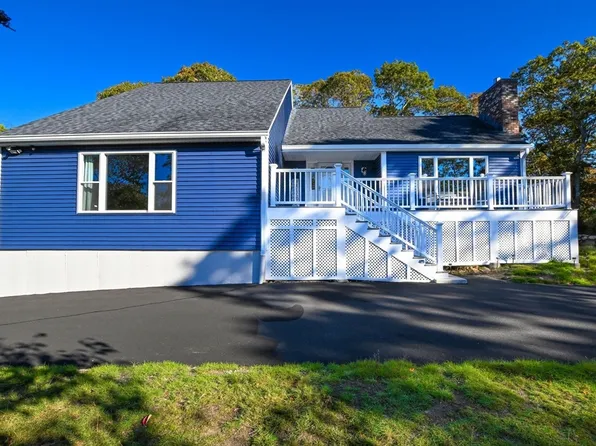 695 0 Thomas B Landers, East Falmouth, MA 02536