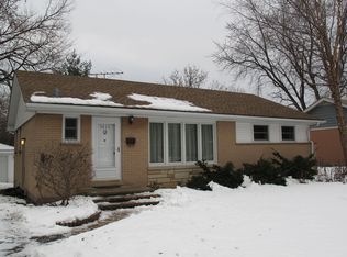 1411 W Euclid Ave, Arlington Heights, IL 60005