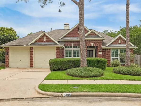 3306 Stonehurst Ct, Pearland, TX 77584