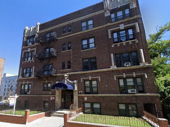 23-24 S Grove St #D10