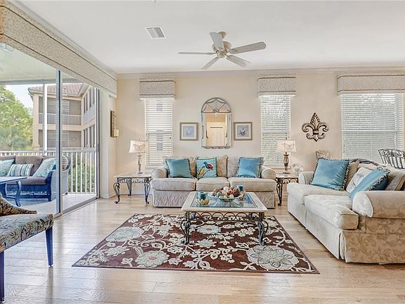 3rd image of 8241 Parkstone Pl #5-208