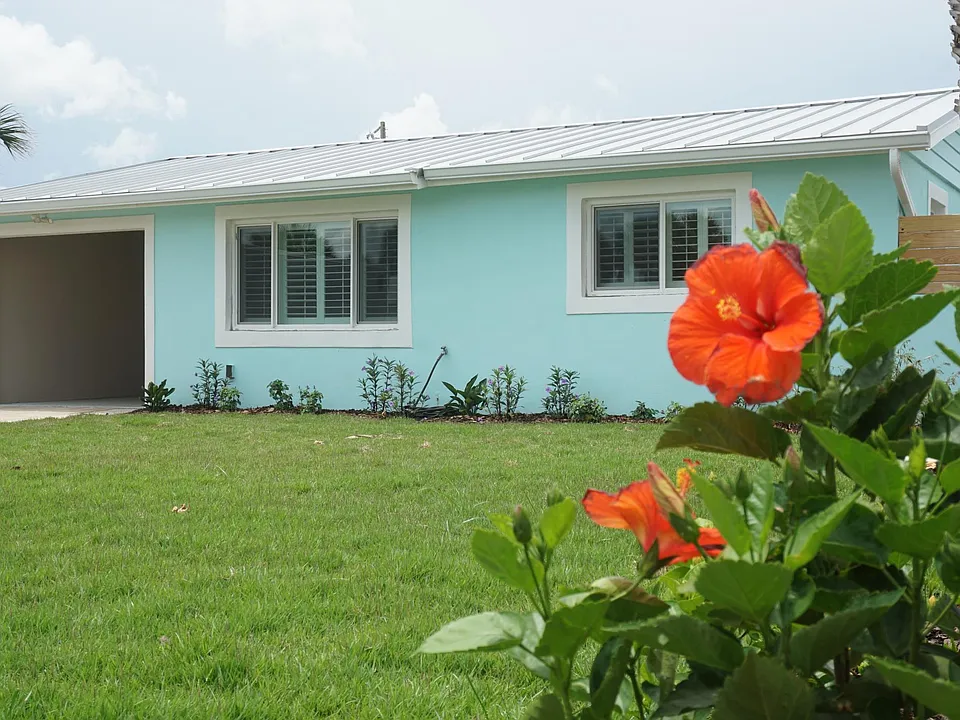 1 Seaside Dr
