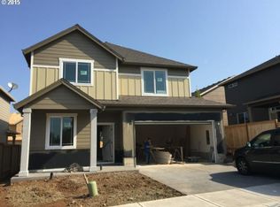 14633 Blue Blossom Way, Oregon City, OR 97045