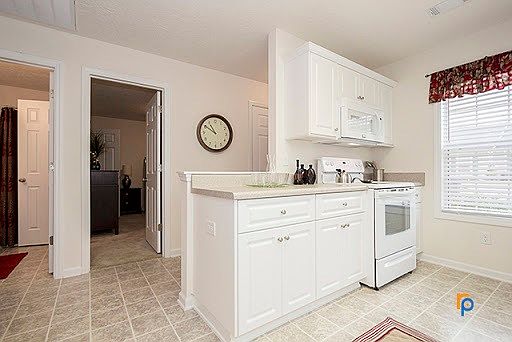 Overloooking guest bedroom and guest bathroom