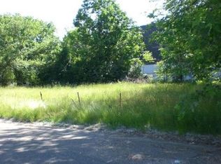 Pulaski St, Warren, MA 01083