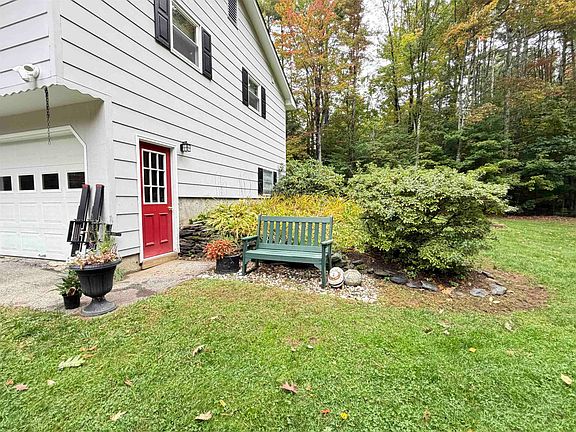 3rd image of 87 Colonial Drive