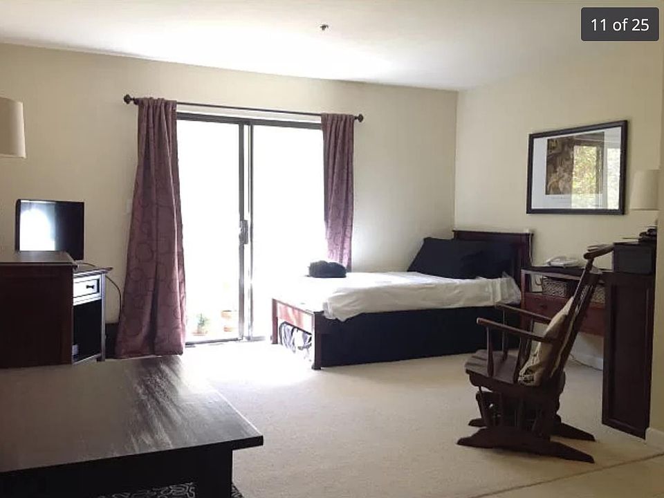 1st image of 324 Catalpa St APT 306