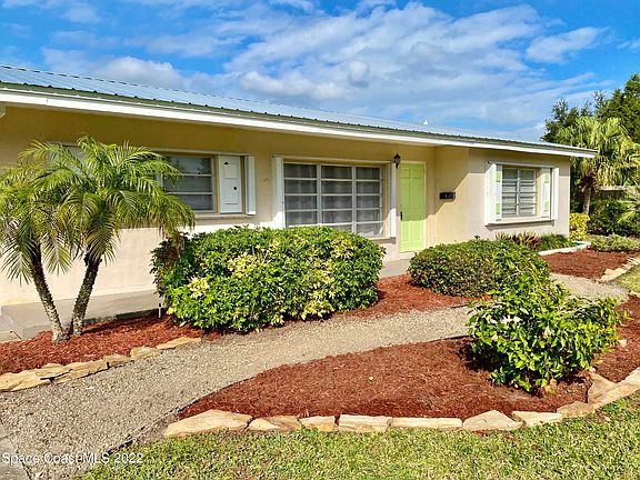 2nd image of 2332 Saint Andrews Cir