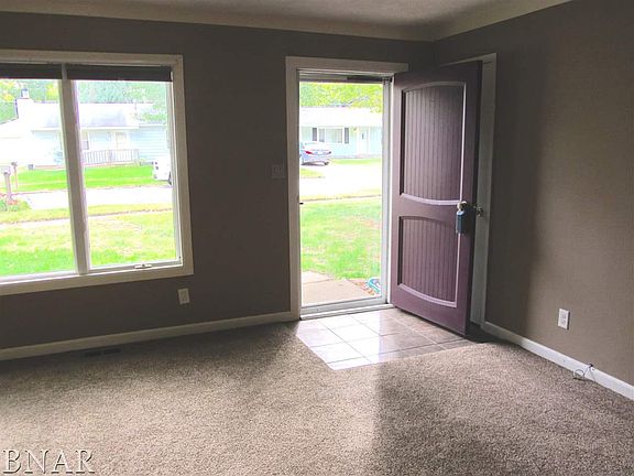 5th image of 1218 Dogwood Ln