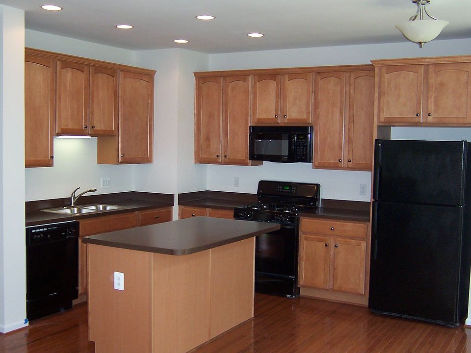 2nd image of 9702 Eaton Woods Pl