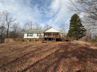 124 Cimmaron Dr, Murrayville, GA 30564