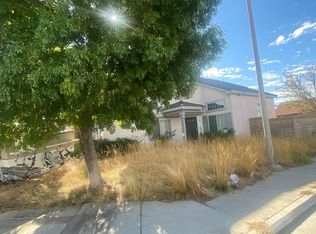 2108 Beechwood St, Lancaster, CA 93535