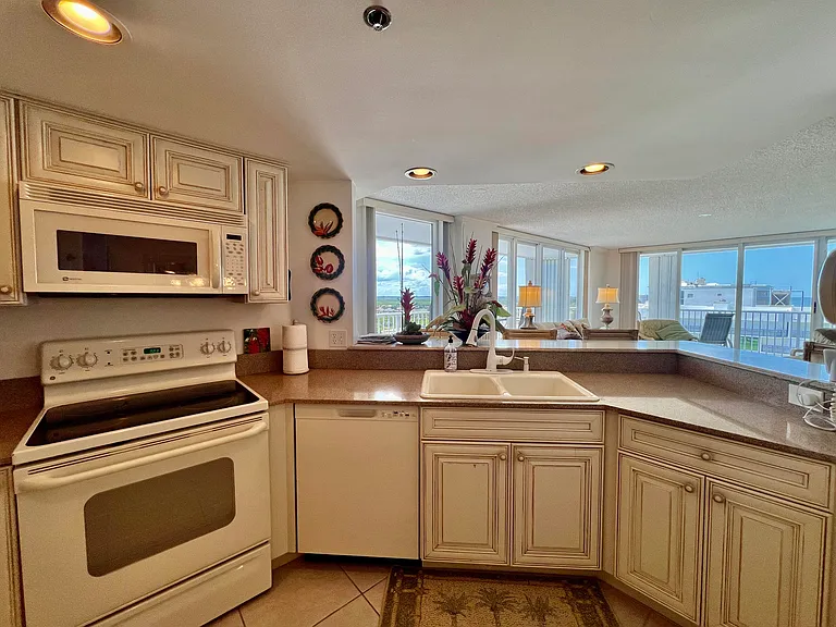 2700 N Highway A1A #1301 — Photo 15