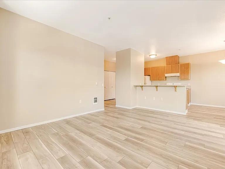 Hawk's Point Apartments — Photo 49