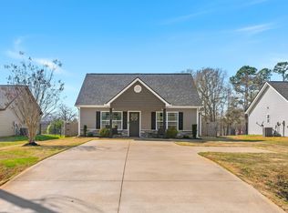 252 Brown Arrow Cir, Inman, SC 29349