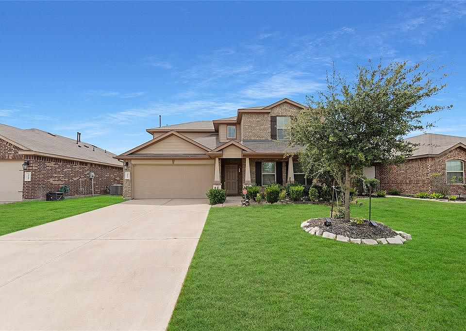 1st image of 3014 Village Creek Dr