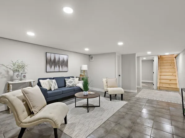 77 Boyd Avenue image 7 of 26