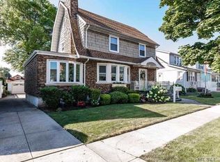 2922 Greene Pl, Bronx, NY 10465