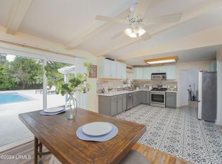 2505 Azalea Dr, Beaufort, SC 29902