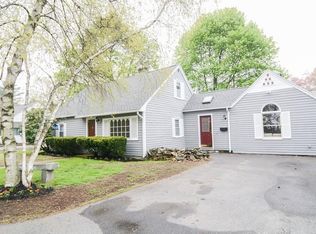 71 Crescent St, Shrewsbury, MA 01545