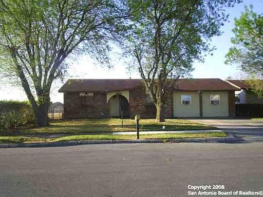 2nd image of 5902 WAY VIEW DR
