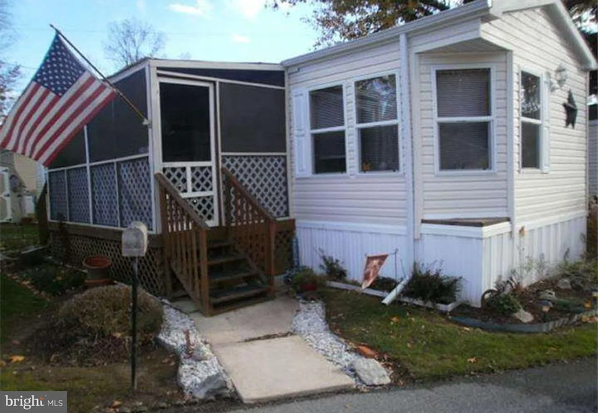 30 Utah Rd photo 1