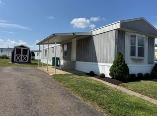 217 Raspberry Cir, Hebron, OH 43025