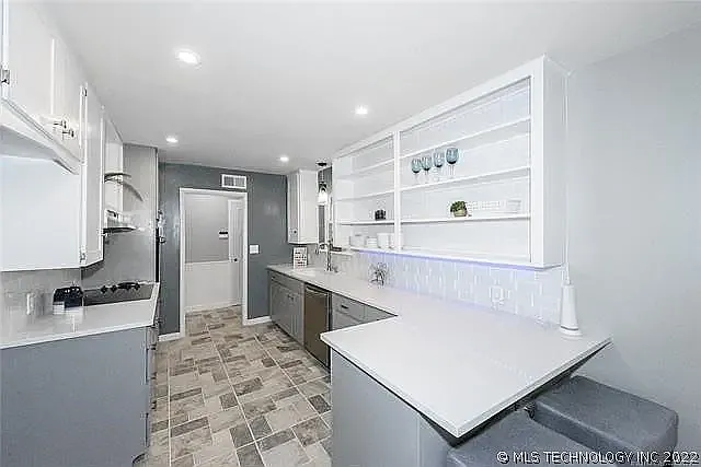6547 E 26th Ct — Photo 11