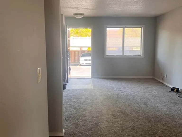 Parke East Townhomes — Photo 42