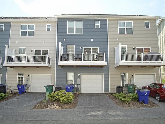 2nd image of 210 Hamilton Ave NW