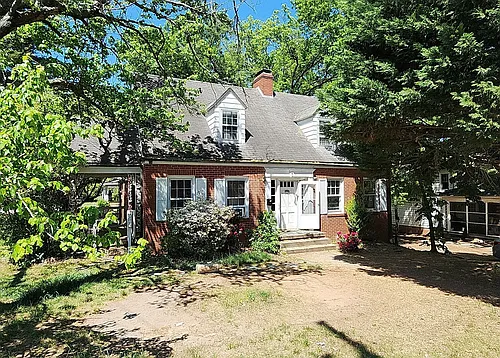 412 S Josephine Boyd St Photo 1