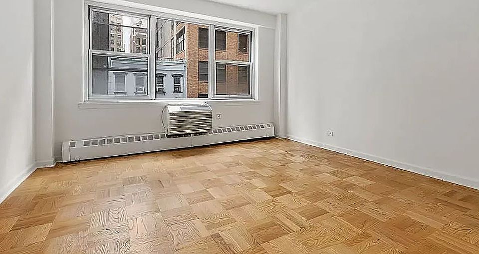 1st image of 300 E 46th St APT 12A