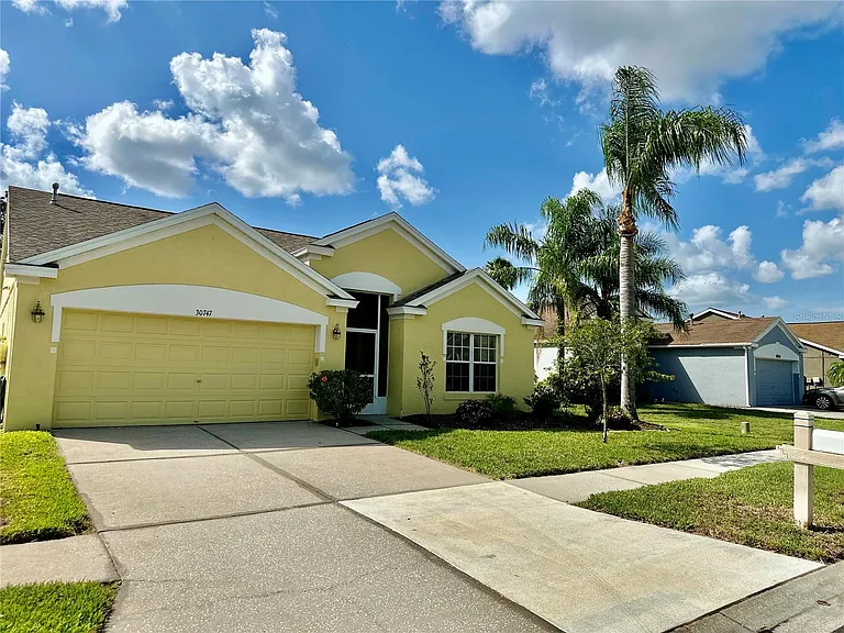 30747 Burleigh Dr — Photo 3